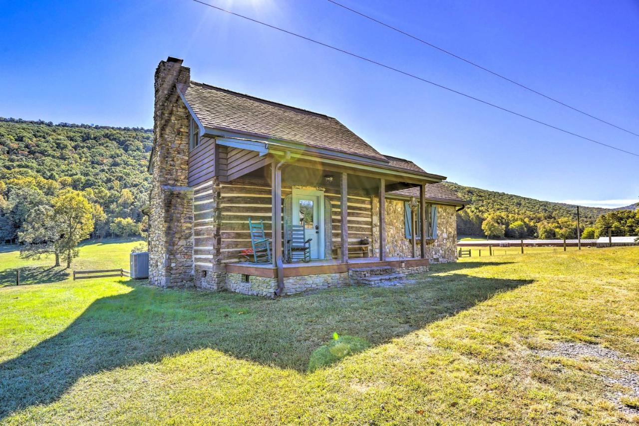 Lovely Pet-Friendly Flat Rock Cabin From 1905 Rising Fawn 외부 사진